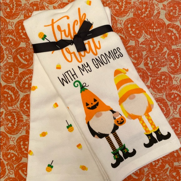 Halloween Gnome Kitchen Towels Set Of 2, Trick Or Treat With My Gnomies Towels - Picture 15 of 16